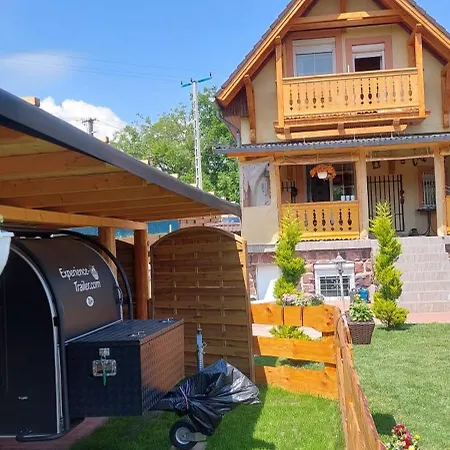 Κάμπινγκ Gaestehaus Kathi Gyenescamping Wohnwagen Knaus 1 Rechts Gyenesdiás